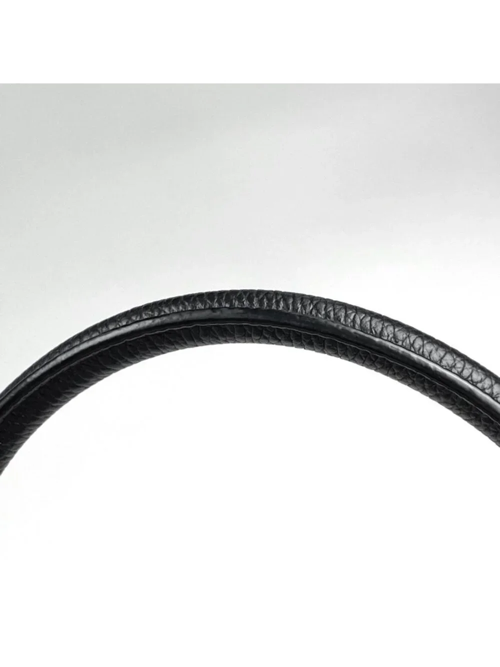 Saint Laurent Manhattan Tote Leather Black